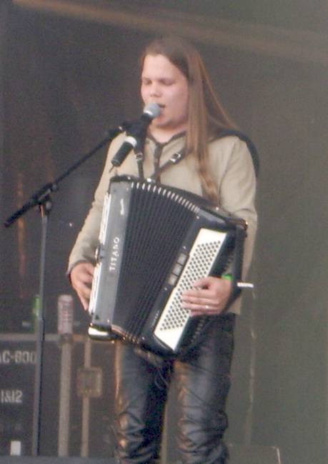 Image: 070817--boa/web/korpiklaani05.jpg